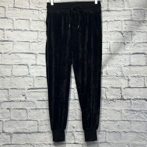 Lou & Grey velour sweatpants